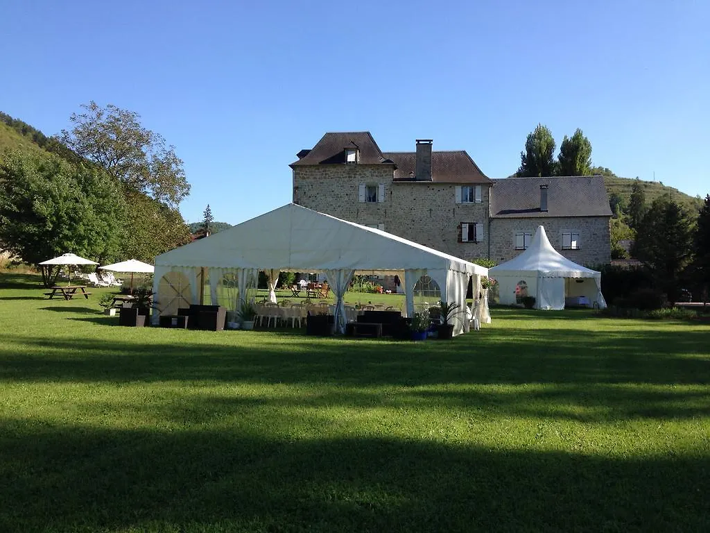 La Demeure Du Comte Chambres Dhotes Salles-la-Source