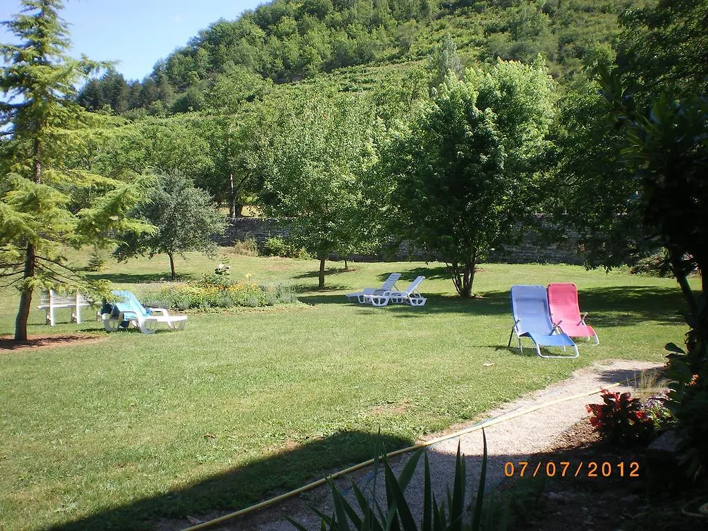 Bed & Breakfast La Demeure Du Comte Chambres Dhotes Salles-la-Source